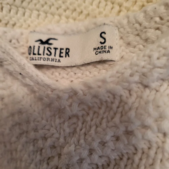 Hollister White and Yellow Floral Crochet Crop Top - Picture 2 of 3